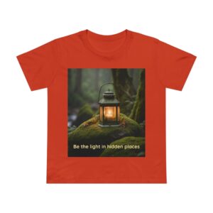 Women’s Lantern Graphic Tee – Inspirational, Cozy, Gift for Nature Lovers, Fall Fashion, Unique Statement T-Shirt, Be the light